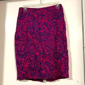 Ann Taylor skirt for women with a zipper closure on the back. Size 2